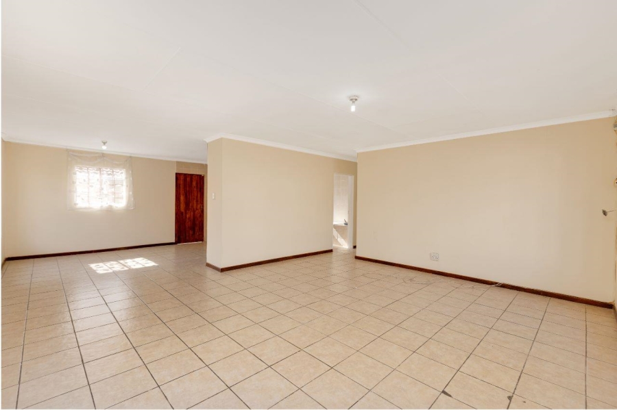 3 Bedroom Property for Sale in Cosmo City Gauteng