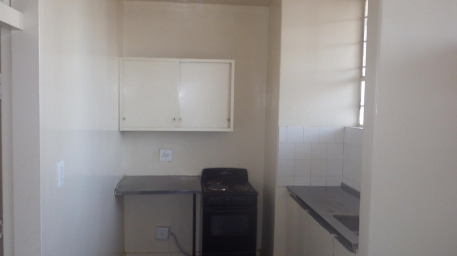 To Let 1 Bedroom Property for Rent in Berea Gauteng