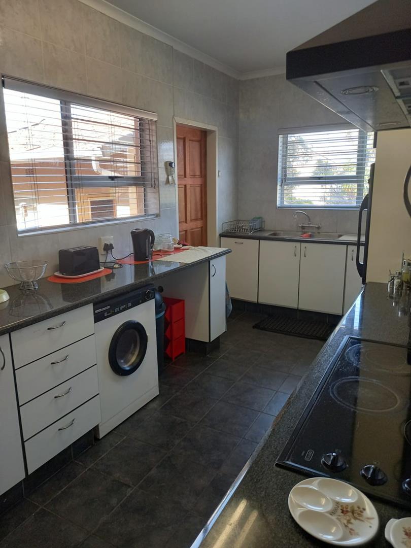 3 Bedroom Property for Sale in Oakdene Gauteng