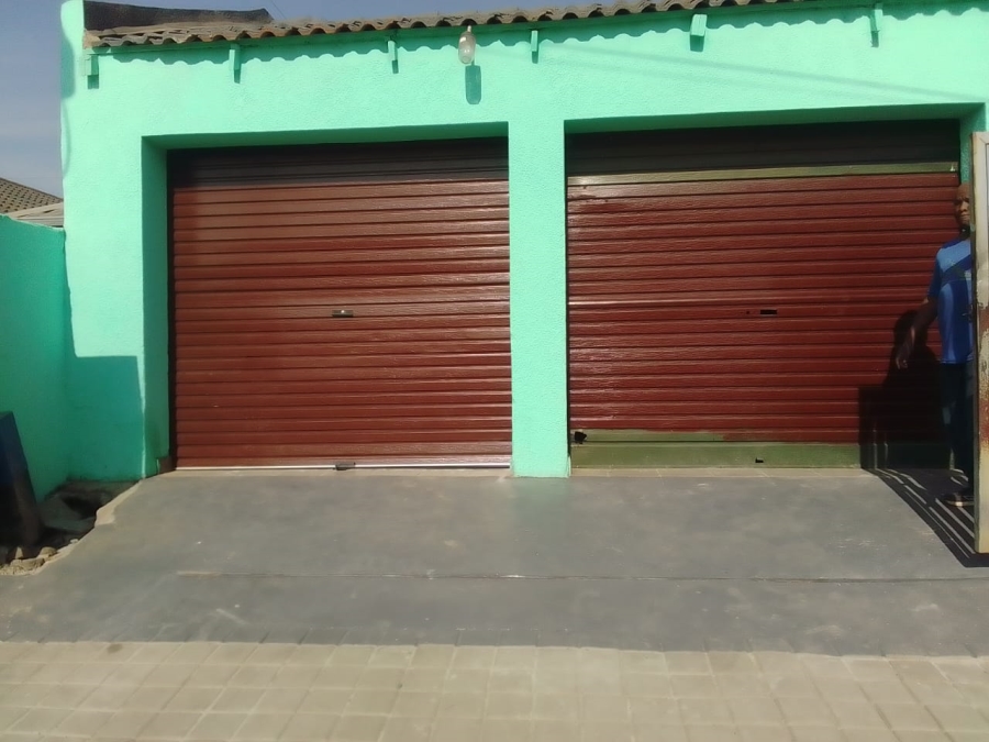 5 Bedroom Property for Sale in Klipspruit Gauteng