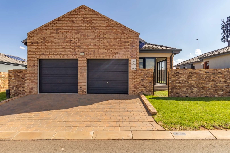 3 Bedroom Property for Sale in Lion Pride Gauteng