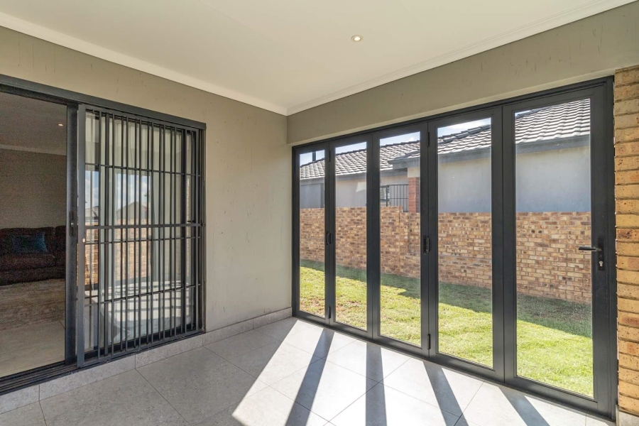 3 Bedroom Property for Sale in Lion Pride Gauteng