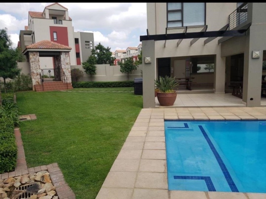 To Let 1 Bedroom Property for Rent in Sunninghill Gauteng