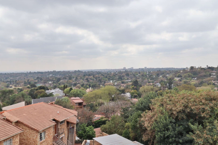 2 Bedroom Property for Sale in Windsor East Gauteng