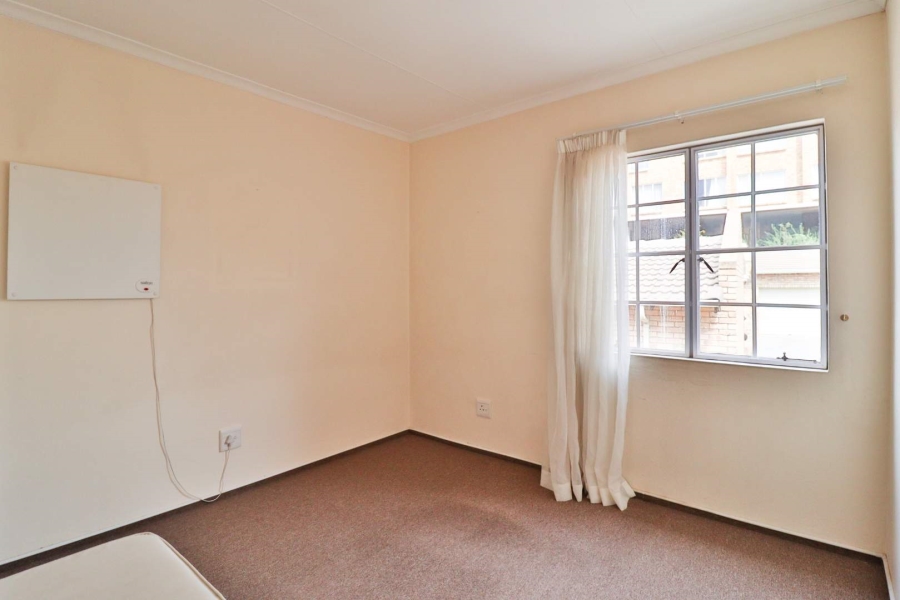 2 Bedroom Property for Sale in Windsor East Gauteng