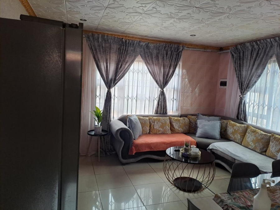 3 Bedroom Property for Sale in Soshanguve Gauteng