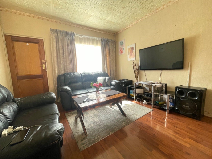 2 Bedroom Property for Sale in Terenure Gauteng