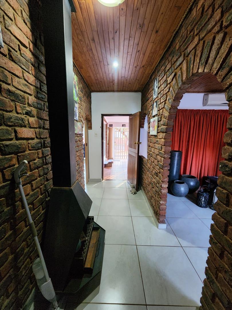 To Let 3 Bedroom Property for Rent in Eldoraigne Gauteng