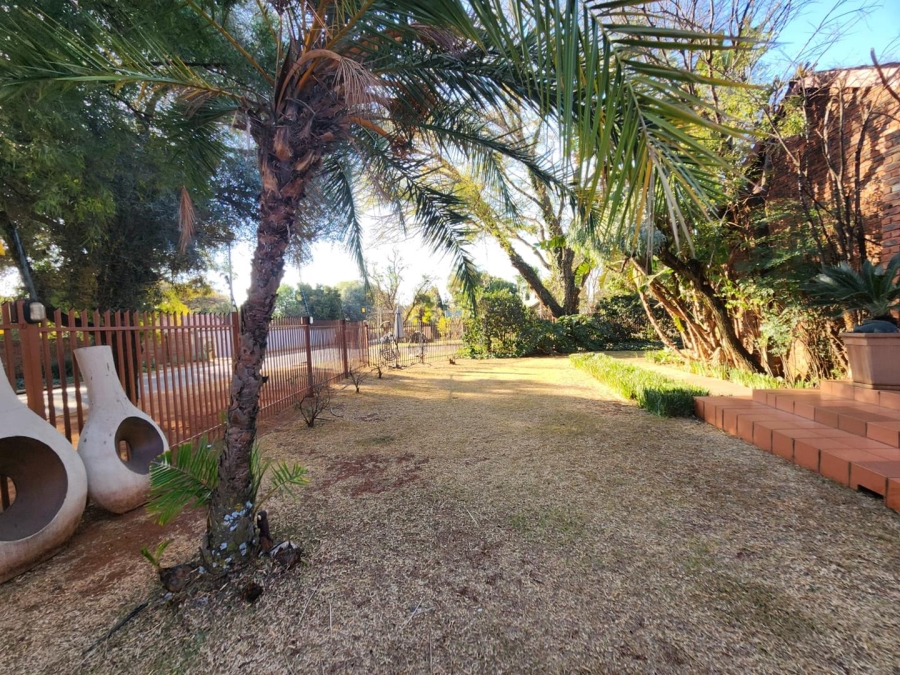 To Let 3 Bedroom Property for Rent in Eldoraigne Gauteng