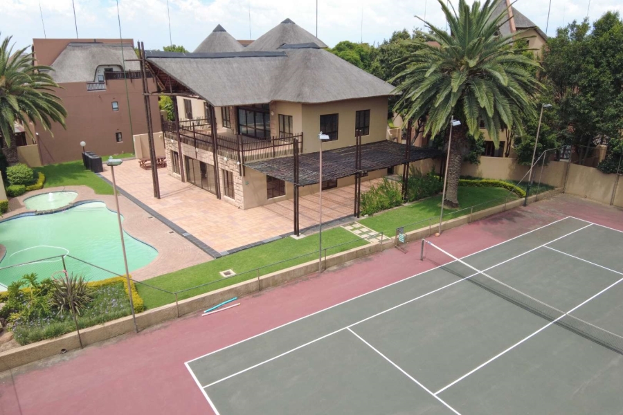 2 Bedroom Property for Sale in Lonehill Gauteng