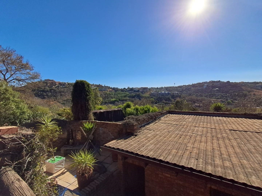 4 Bedroom Property for Sale in Glenvista Gauteng