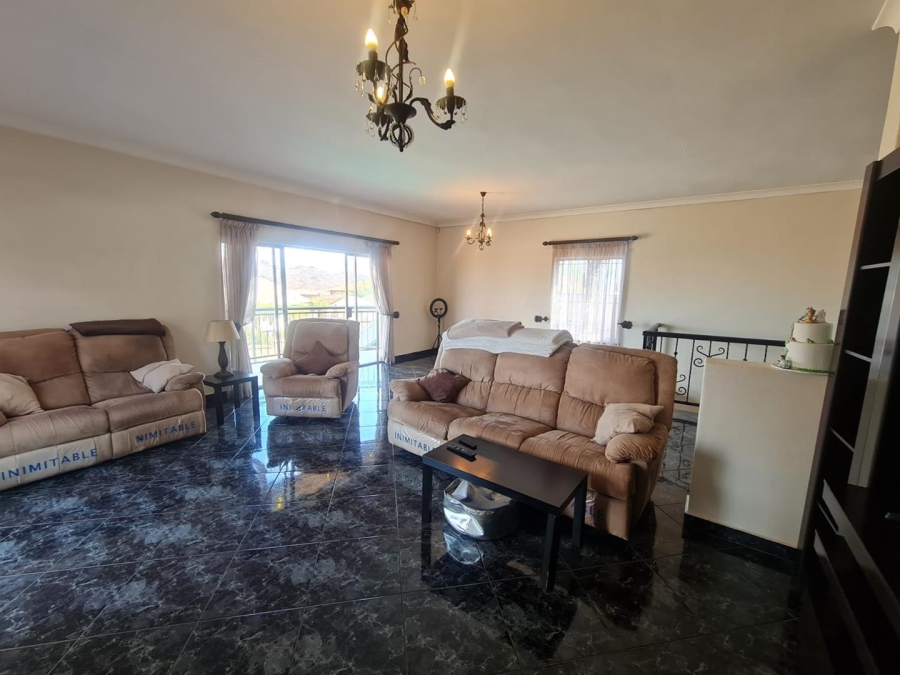 4 Bedroom Property for Sale in Linmeyer Gauteng