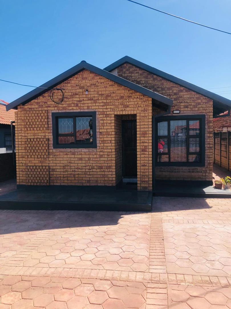 2 Bedroom Property for Sale in Soshanguve UU Gauteng