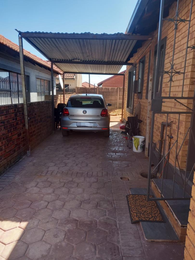 2 Bedroom Property for Sale in Soshanguve UU Gauteng