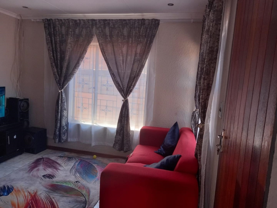 2 Bedroom Property for Sale in Soshanguve UU Gauteng