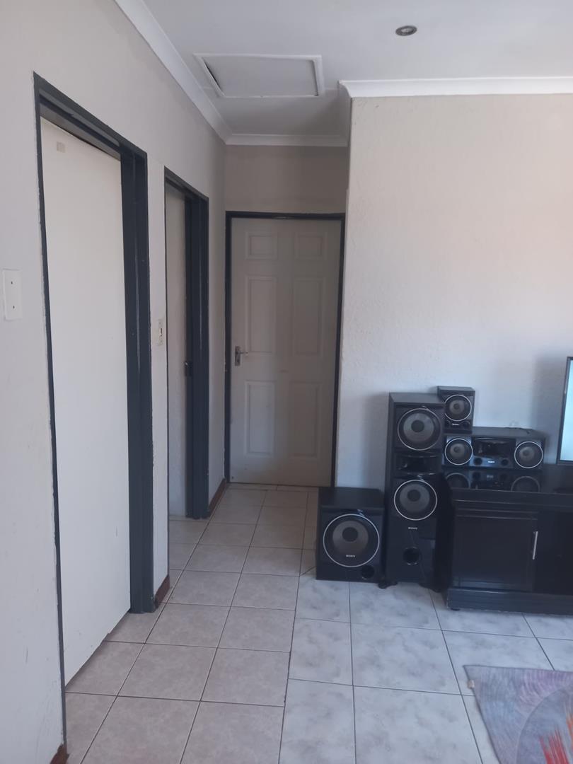 2 Bedroom Property for Sale in Soshanguve UU Gauteng