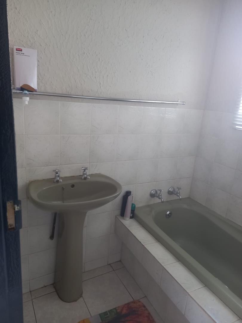 2 Bedroom Property for Sale in Soshanguve UU Gauteng