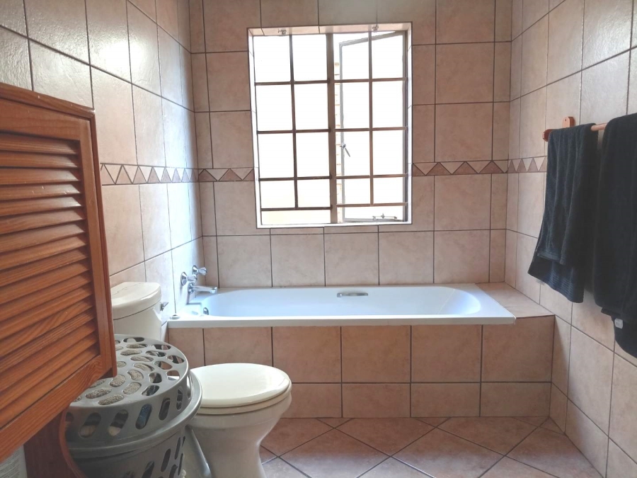 2 Bedroom Property for Sale in Equestria Gauteng