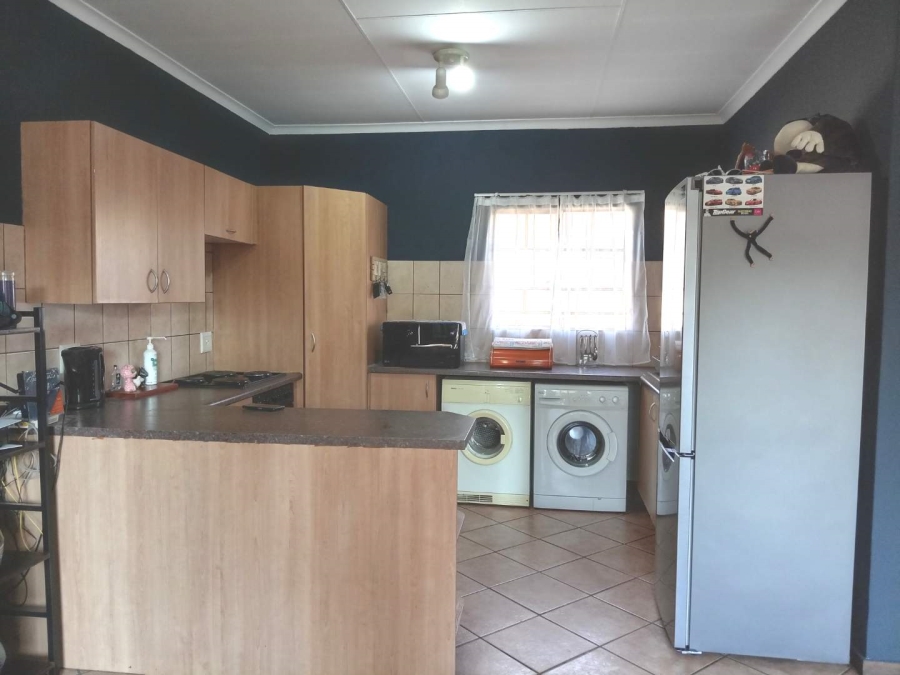 2 Bedroom Property for Sale in Equestria Gauteng