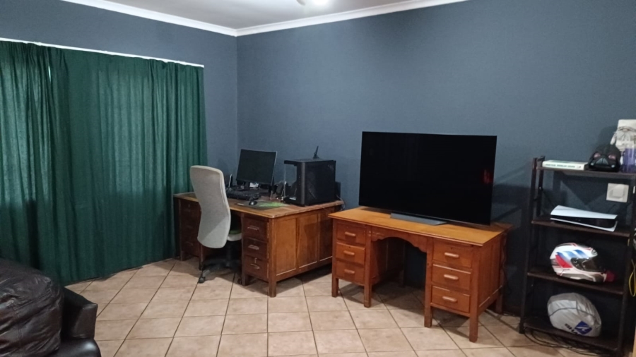 2 Bedroom Property for Sale in Equestria Gauteng