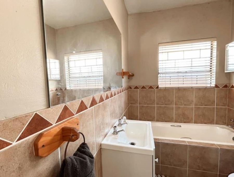 3 Bedroom Property for Sale in Equestria Gauteng