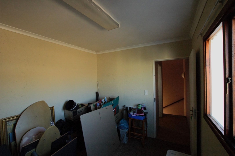 4 Bedroom Property for Sale in Monument Park Gauteng