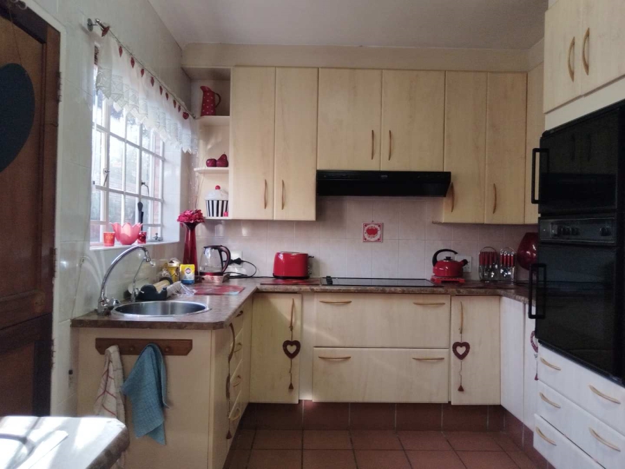 3 Bedroom Property for Sale in Noordheuwel Gauteng