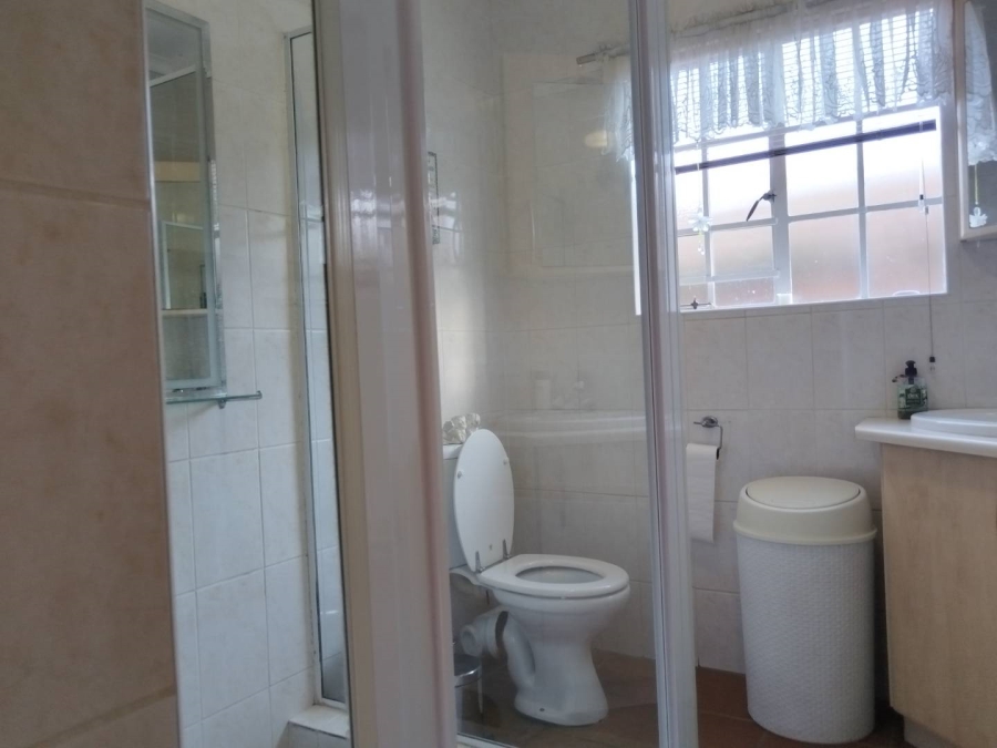 3 Bedroom Property for Sale in Noordheuwel Gauteng