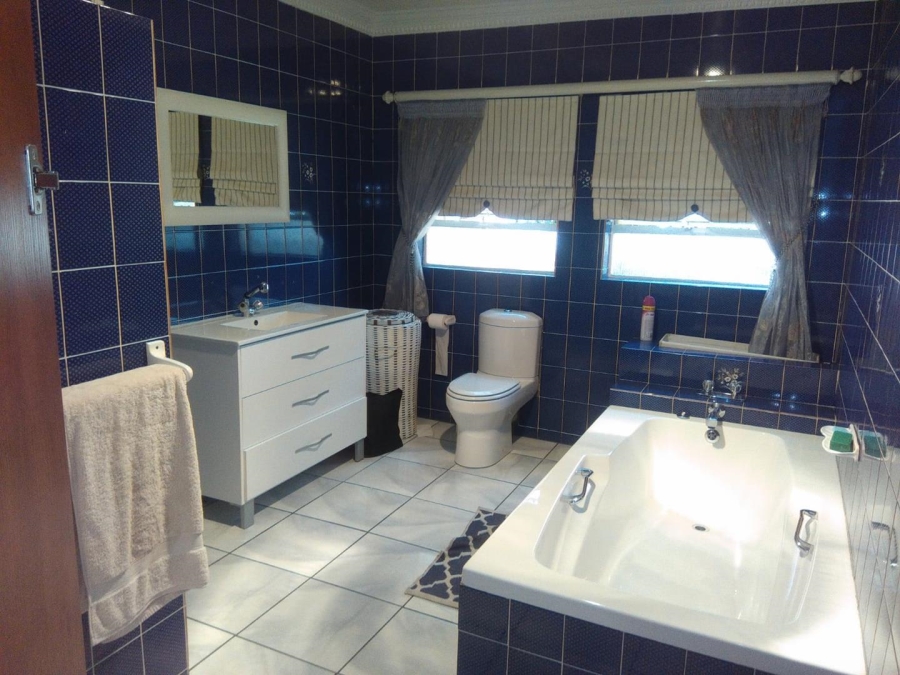 4 Bedroom Property for Sale in Eersterust Gauteng