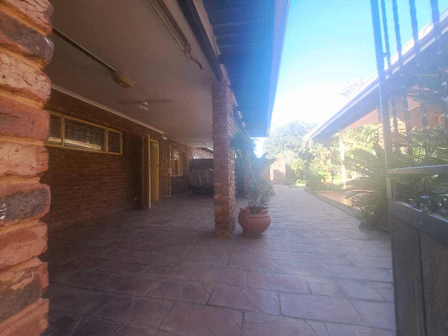 4 Bedroom Property for Sale in Eersterust Gauteng