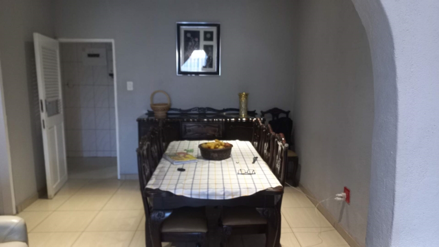 4 Bedroom Property for Sale in Diepkloof Gauteng