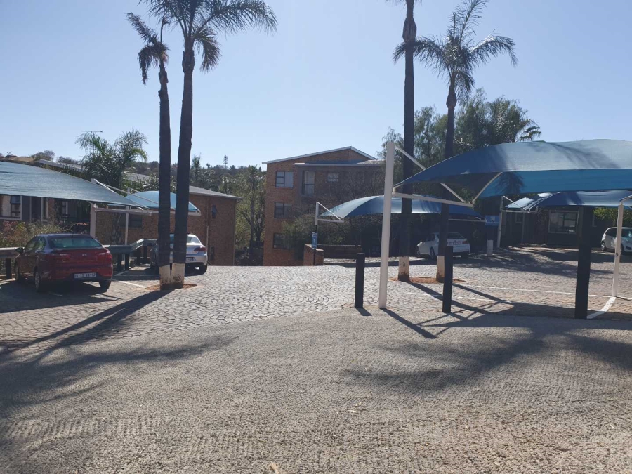 2 Bedroom Property for Sale in Mulbarton Gauteng