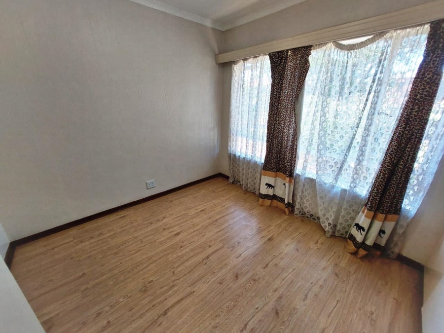 3 Bedroom Property for Sale in Sinoville Gauteng