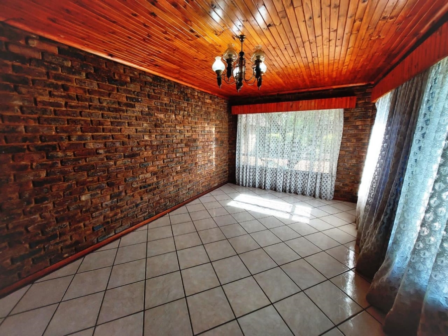 3 Bedroom Property for Sale in Sinoville Gauteng