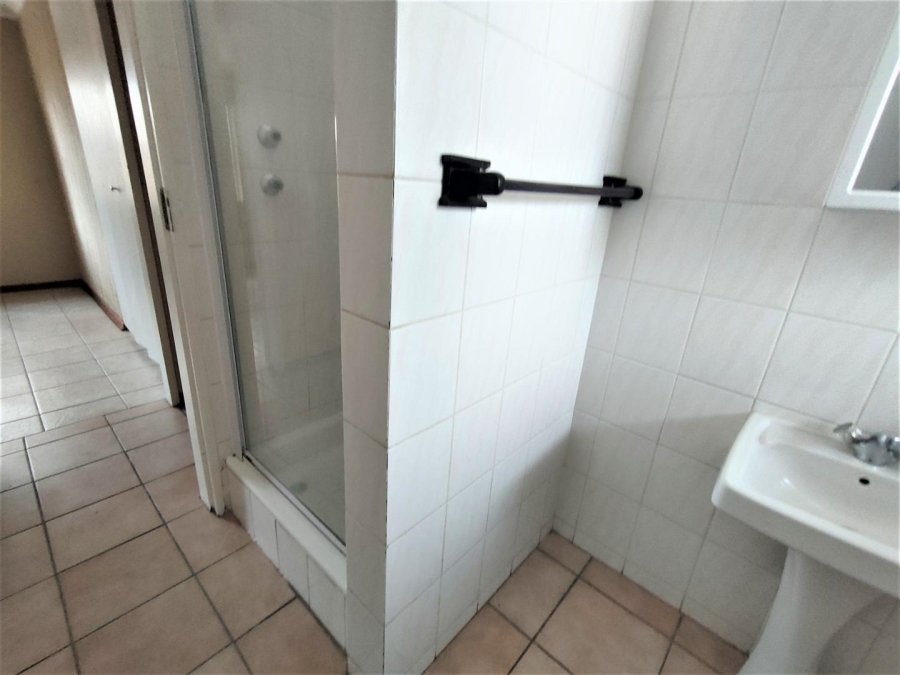 2 Bedroom Property for Sale in Noordhang Gauteng