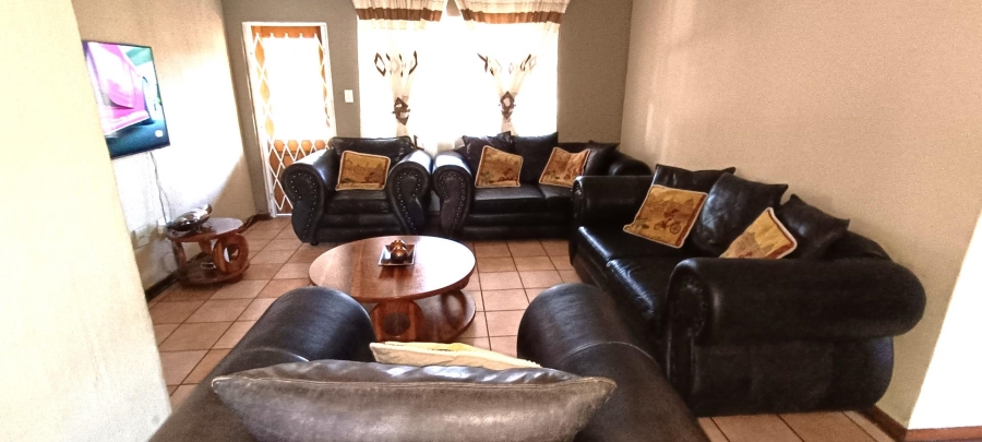 2 Bedroom Property for Sale in Noordhang Gauteng