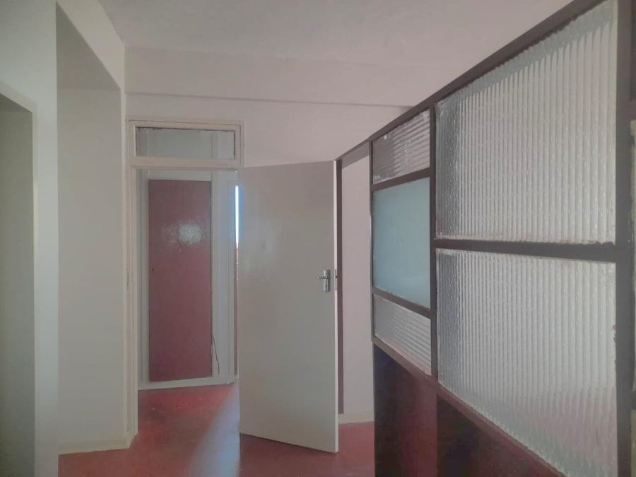 To Let 3 Bedroom Property for Rent in Yeoville Gauteng