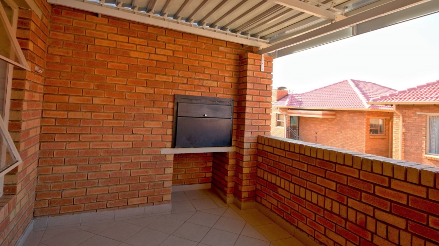 To Let 3 Bedroom Property for Rent in Elardus Park Gauteng