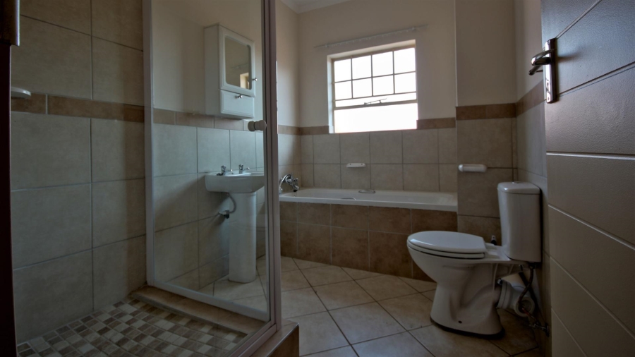 To Let 3 Bedroom Property for Rent in Elardus Park Gauteng