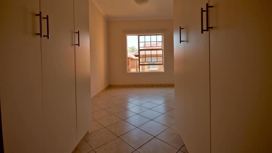 To Let 3 Bedroom Property for Rent in Elardus Park Gauteng