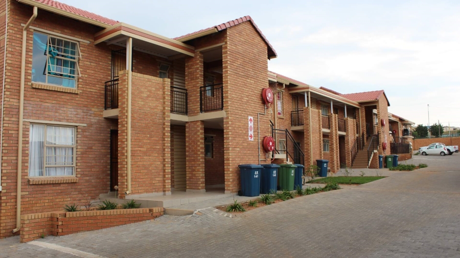 To Let 1 Bedroom Property for Rent in Elardus Park Gauteng