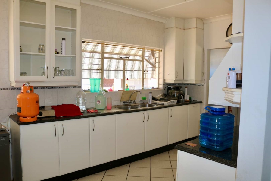 4 Bedroom Property for Sale in Noordheuwel Gauteng