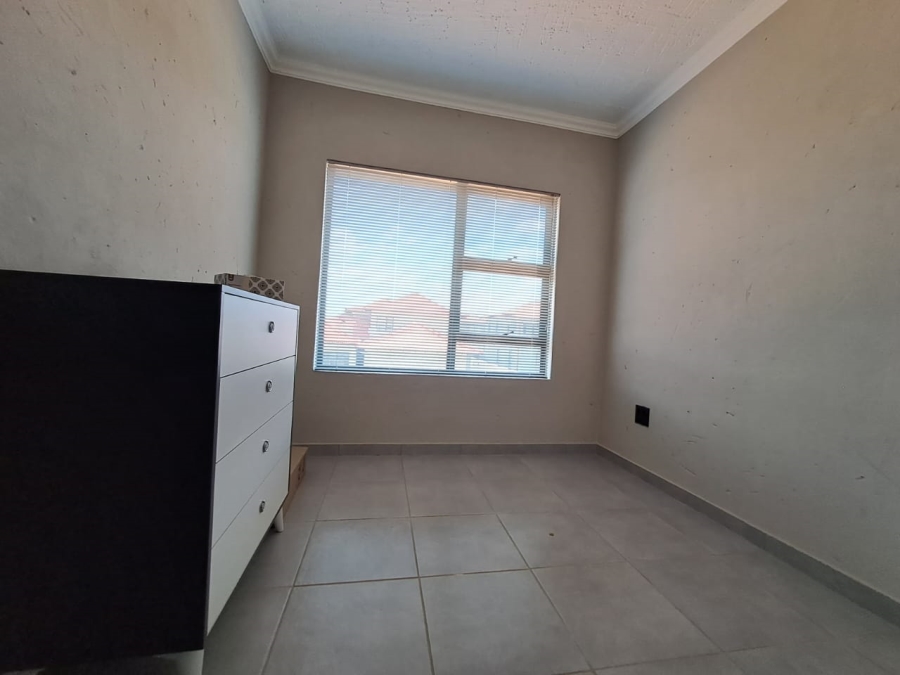 3 Bedroom Property for Sale in Halfway House Gauteng