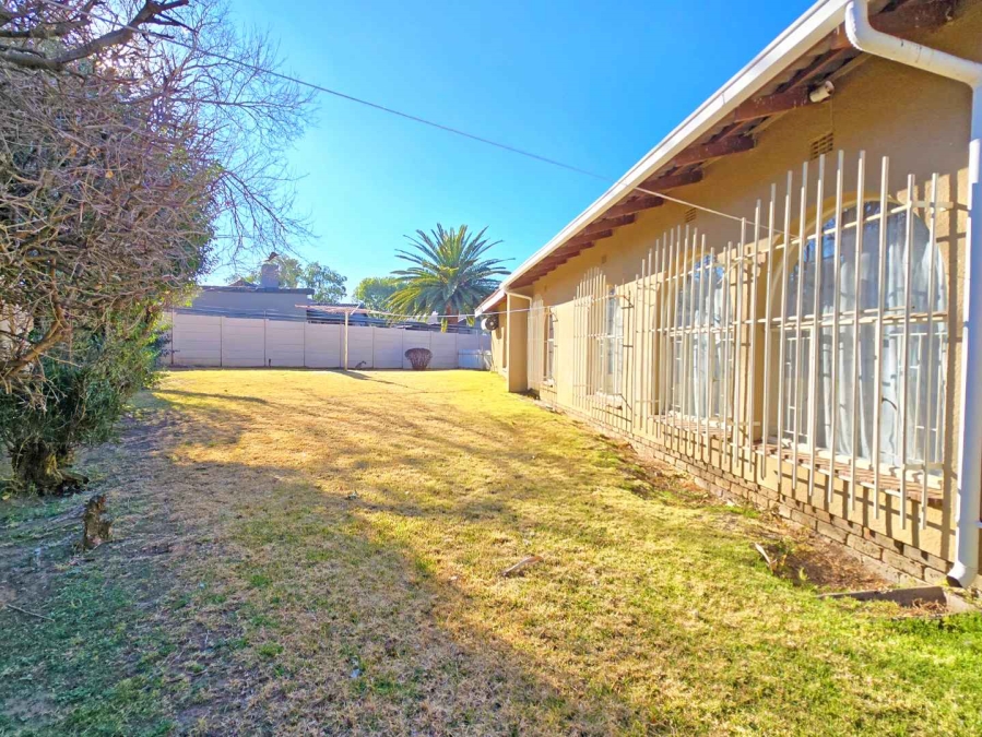 4 Bedroom Property for Sale in Brackendowns Gauteng