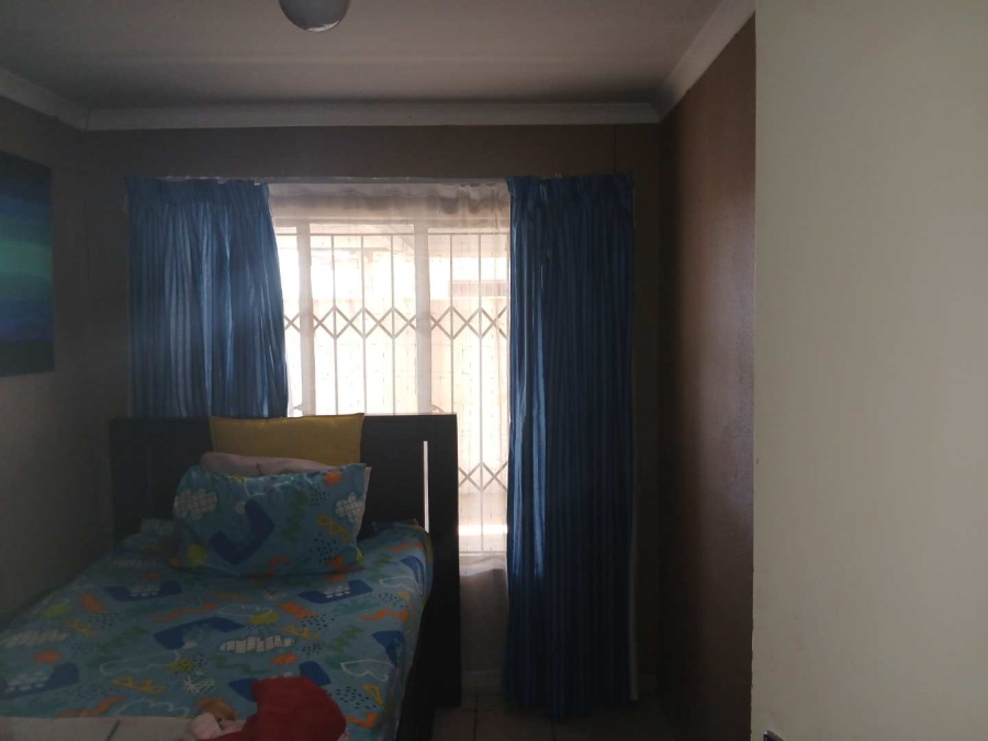 3 Bedroom Property for Sale in Nellmapius Gauteng