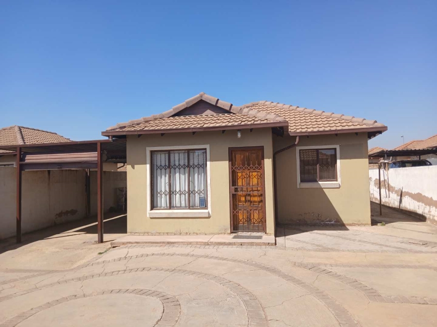 3 Bedroom Property for Sale in Nellmapius Gauteng