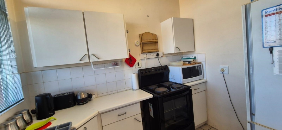 To Let 2 Bedroom Property for Rent in La Montagne Gauteng