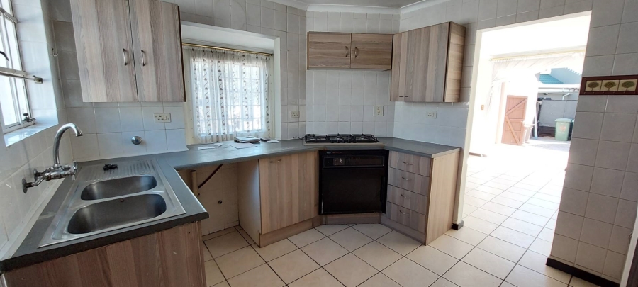 3 Bedroom Property for Sale in Verwoerdpark Gauteng