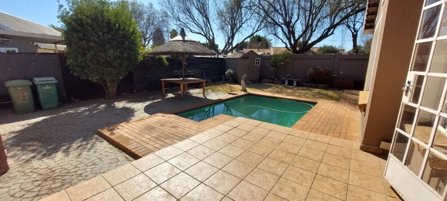 3 Bedroom Property for Sale in Verwoerdpark Gauteng