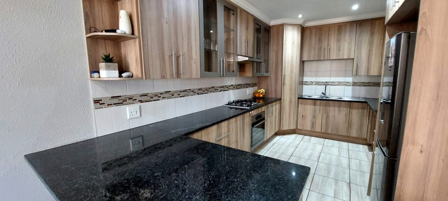 3 Bedroom Property for Sale in New Market Gauteng